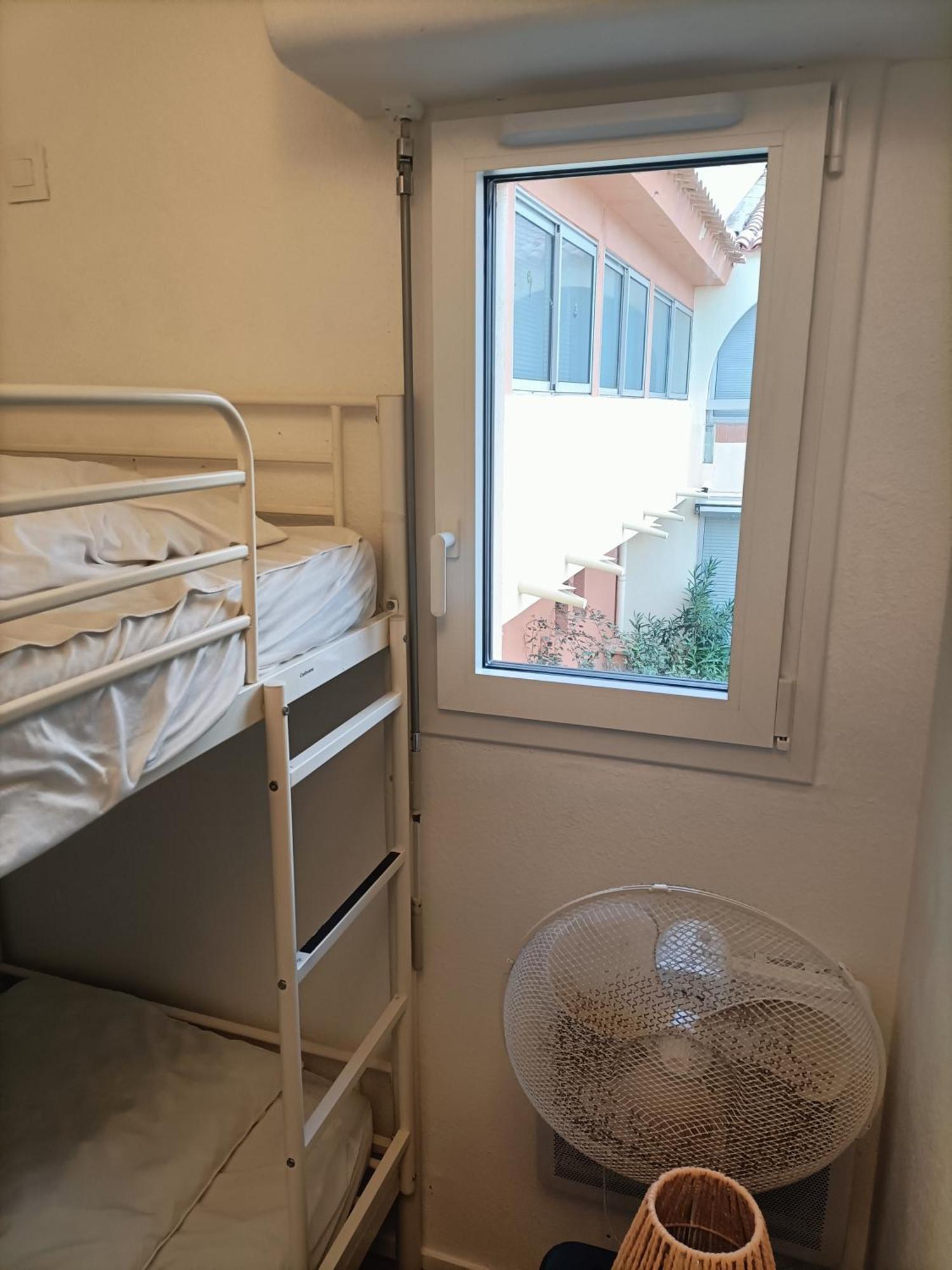 T2 Cabine Avec Tres Belle Vue Sur Le Port De Plaisance Leucate Exterior foto